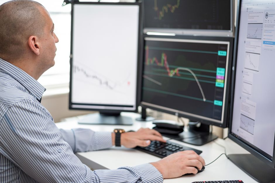 economic calendar trading desk forex trading ZenithFX